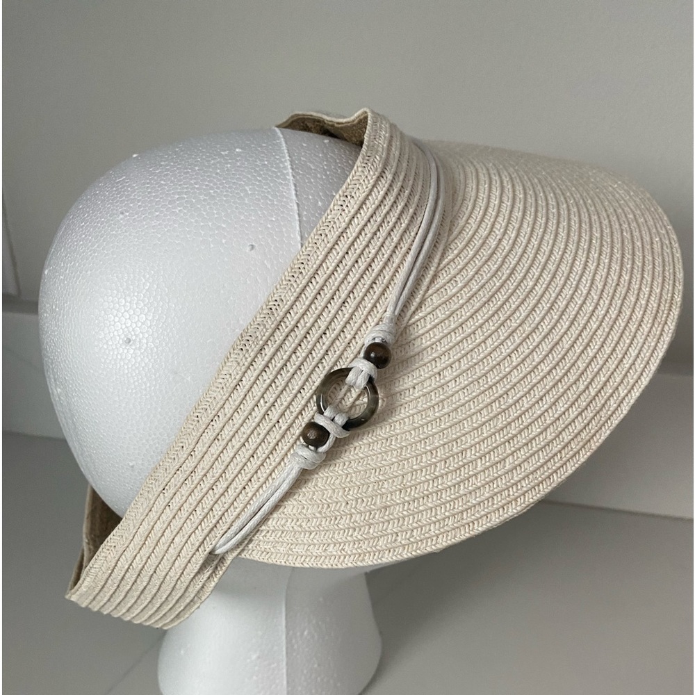 White visor